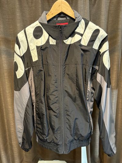 Supreme Shoulder Logo Track Jacket "Black"