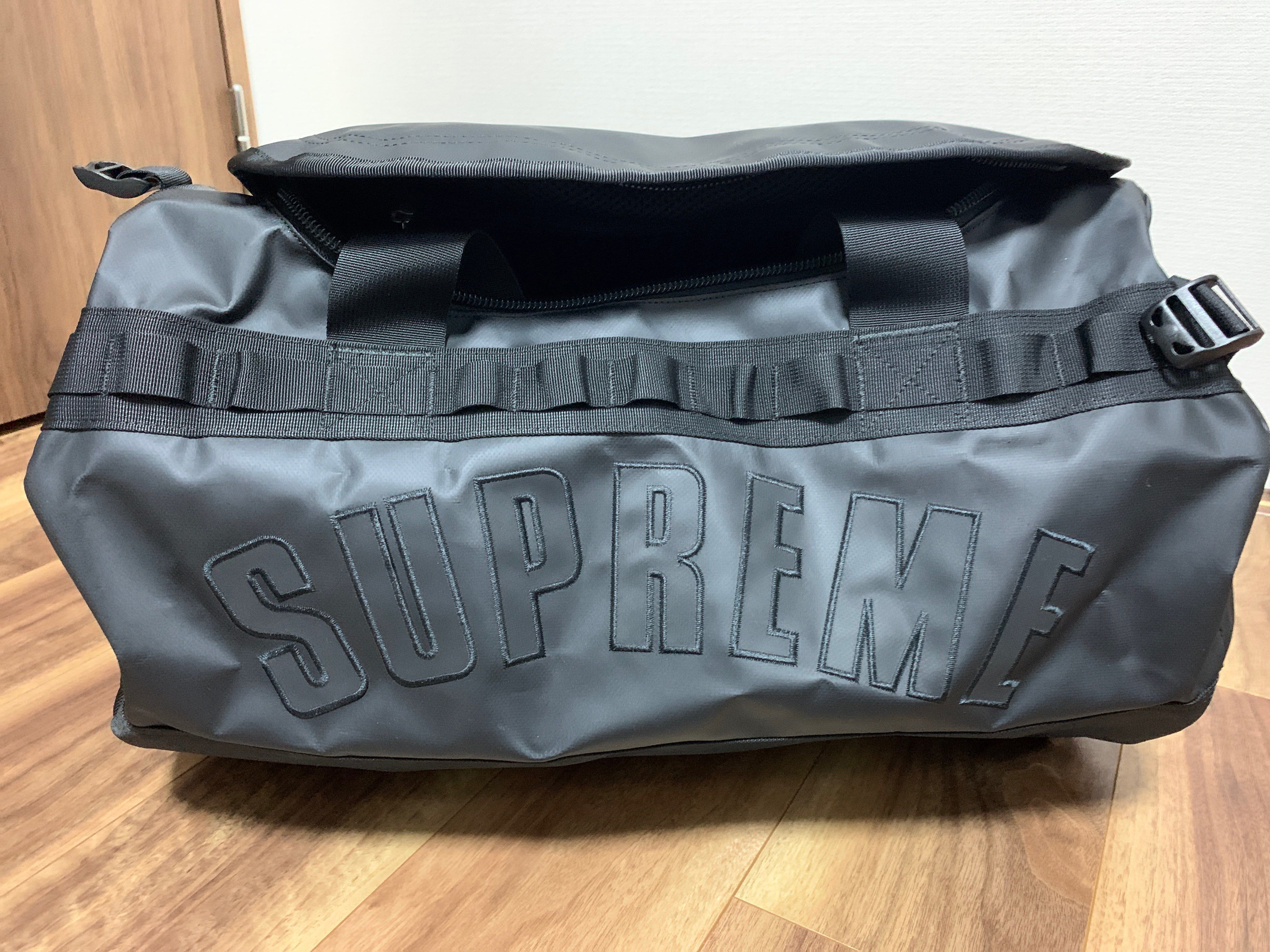 Supreme x The North Face Arc Logo Base Camp Duffle Bag "Black"