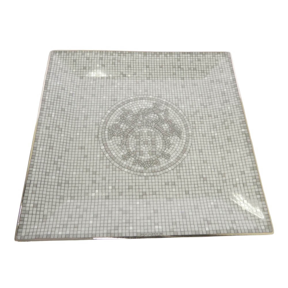 HERMES エルメス Mosaique au 24 モザイク オ 24 ブノワ=ピエール・エムリー プラチナ スクエアプレート プチカレ L15×W15 グレー系【新古品】【未使用】【中古】