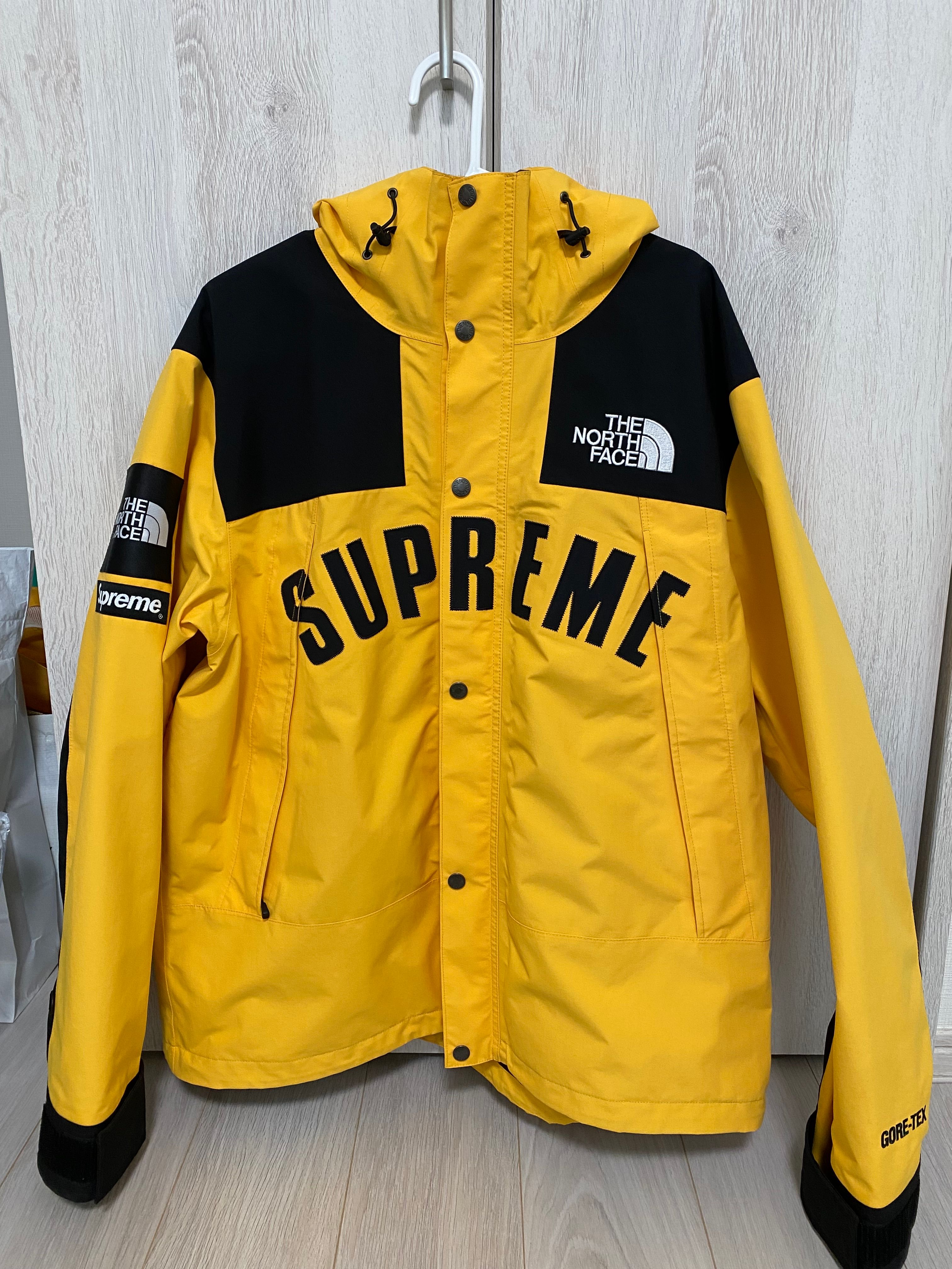 Supreme x The North Face Arc Logo Mountain Parka "Yellow"