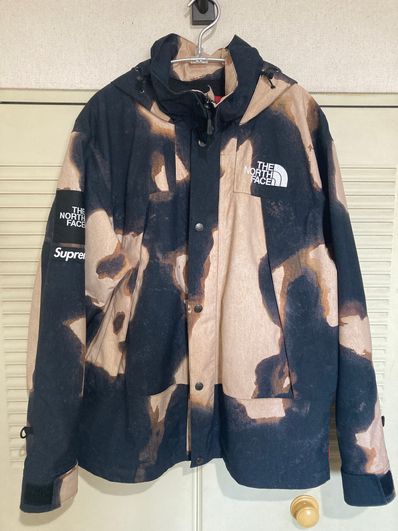 Supreme x The North Face Bleached Denim Print Mountain Jacket "Black"
