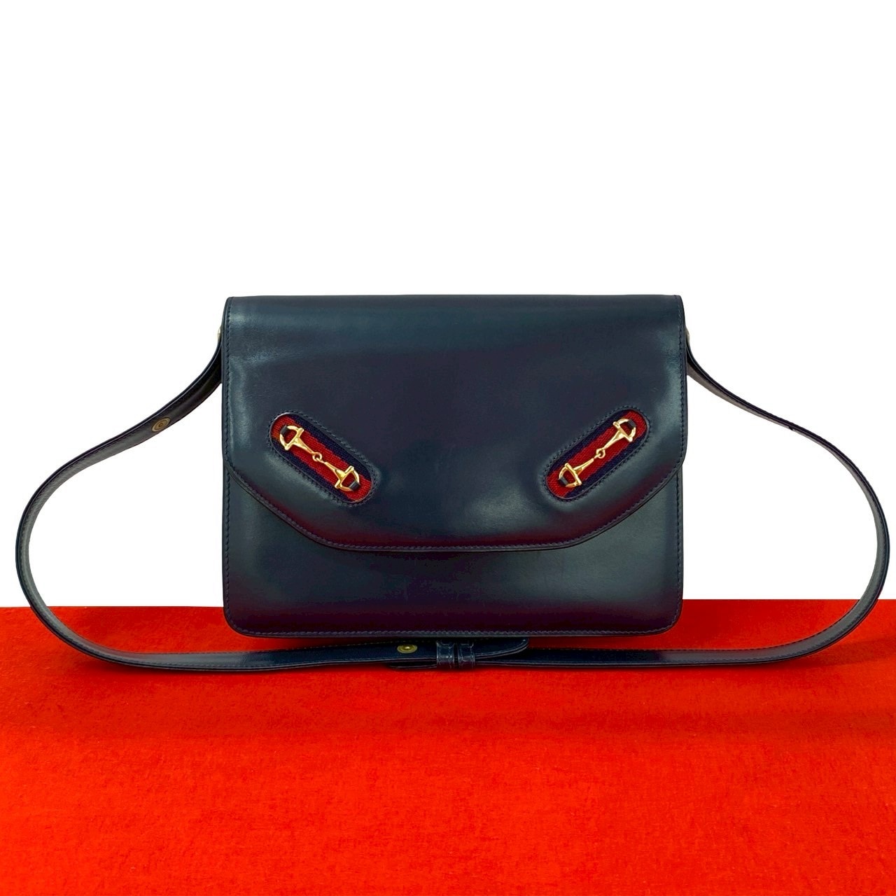 GUCCI グッチ シェリーライン ホースビット金具 レザー ショルダーバッグ ネイビー
20473