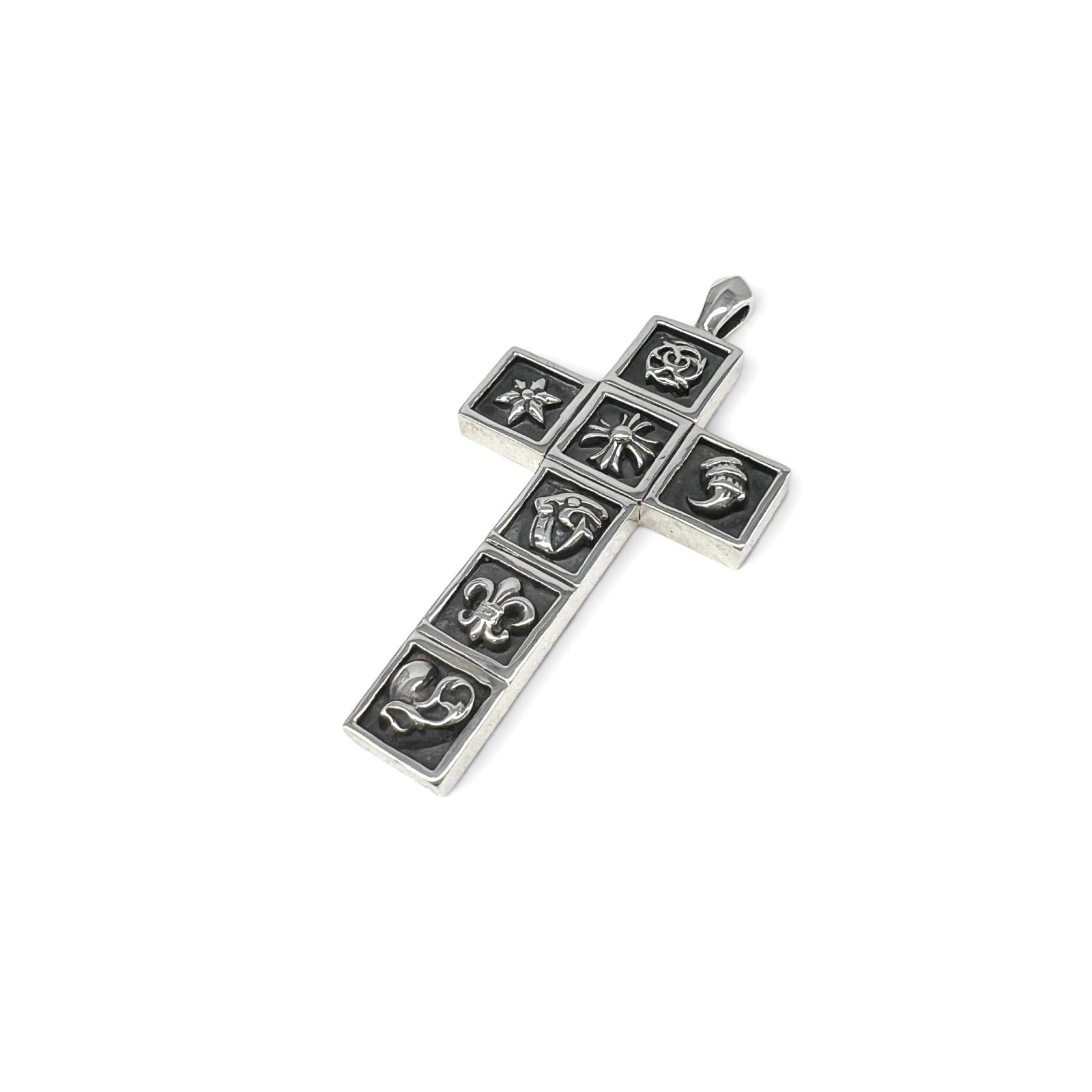 Chrome Hearts Framed Charm Cross "Silver"