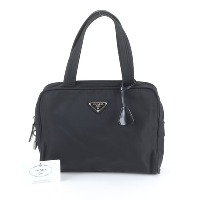 ■美品 プラダ テスート ナイロントライアングルロゴ B8495