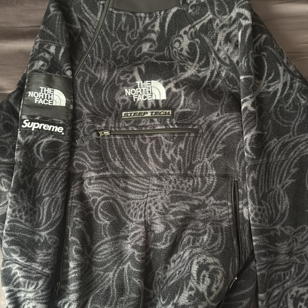 Supreme x The North Face Steep Tech Fleece Pullover "Black Dragon"