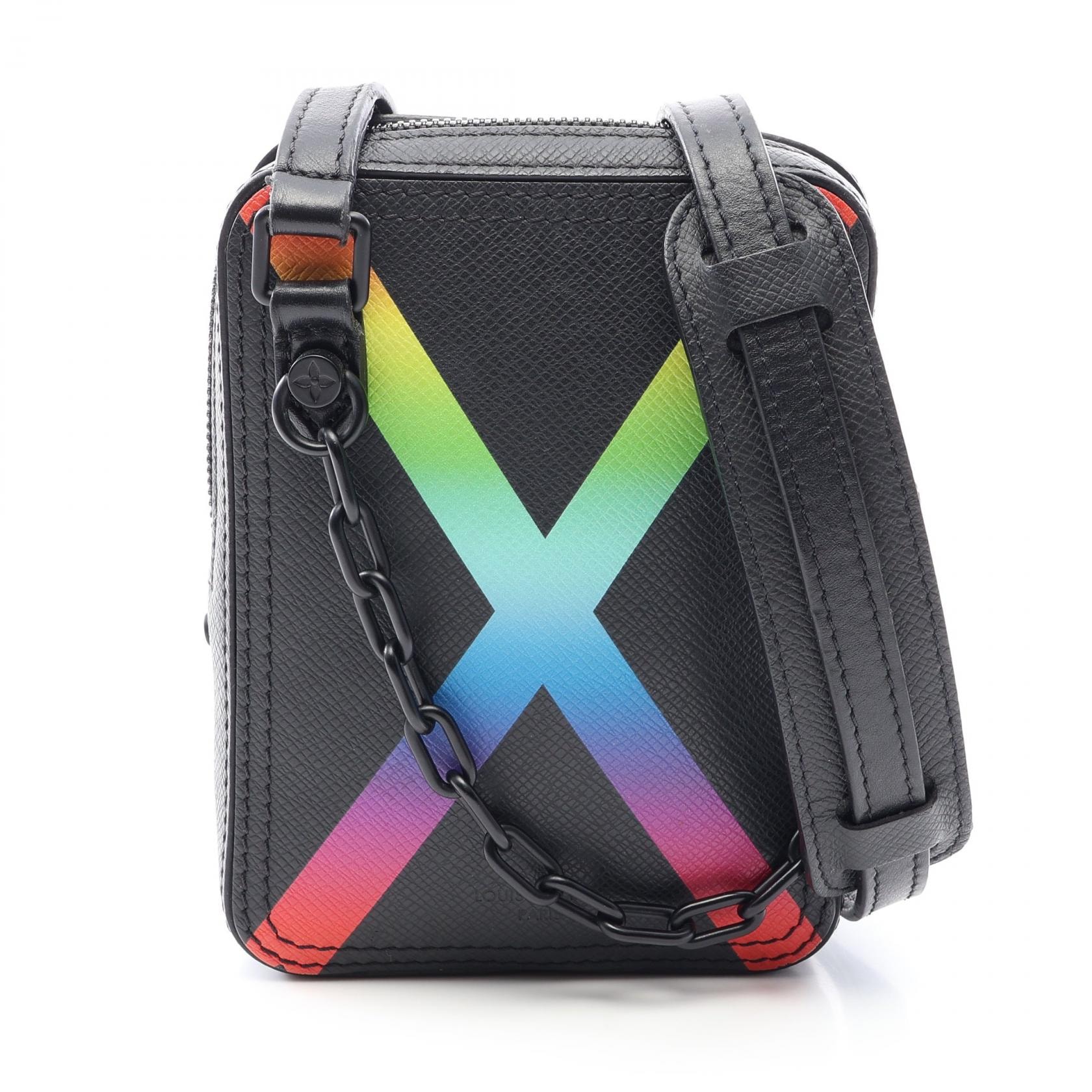 ルイ・ヴィトン LOUIS VUITTON ダヌーブメッセンジャー ショルダーバッグ バッグ レザー タイガ ノワール メンズ ブラック系 M30332 【中古】