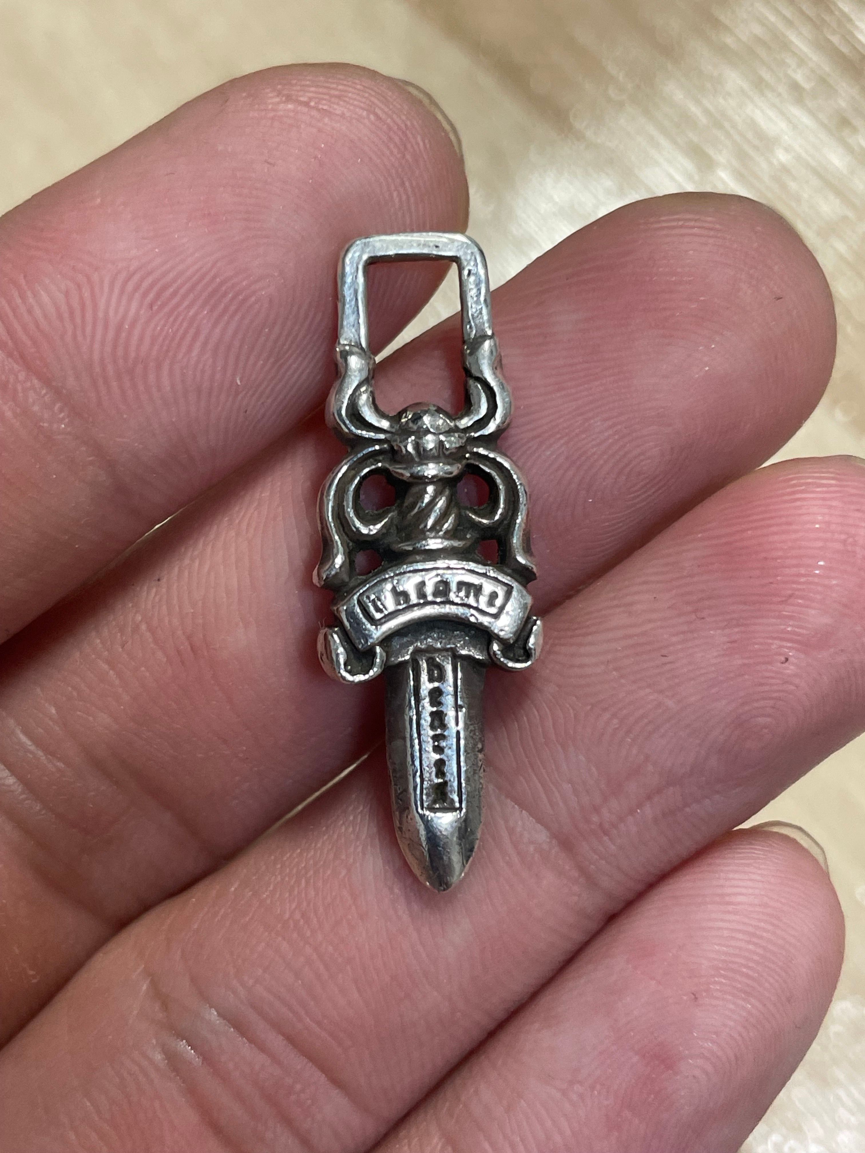 Chrome Hearts #5 Dagger Charm Zip 1 "Silver"