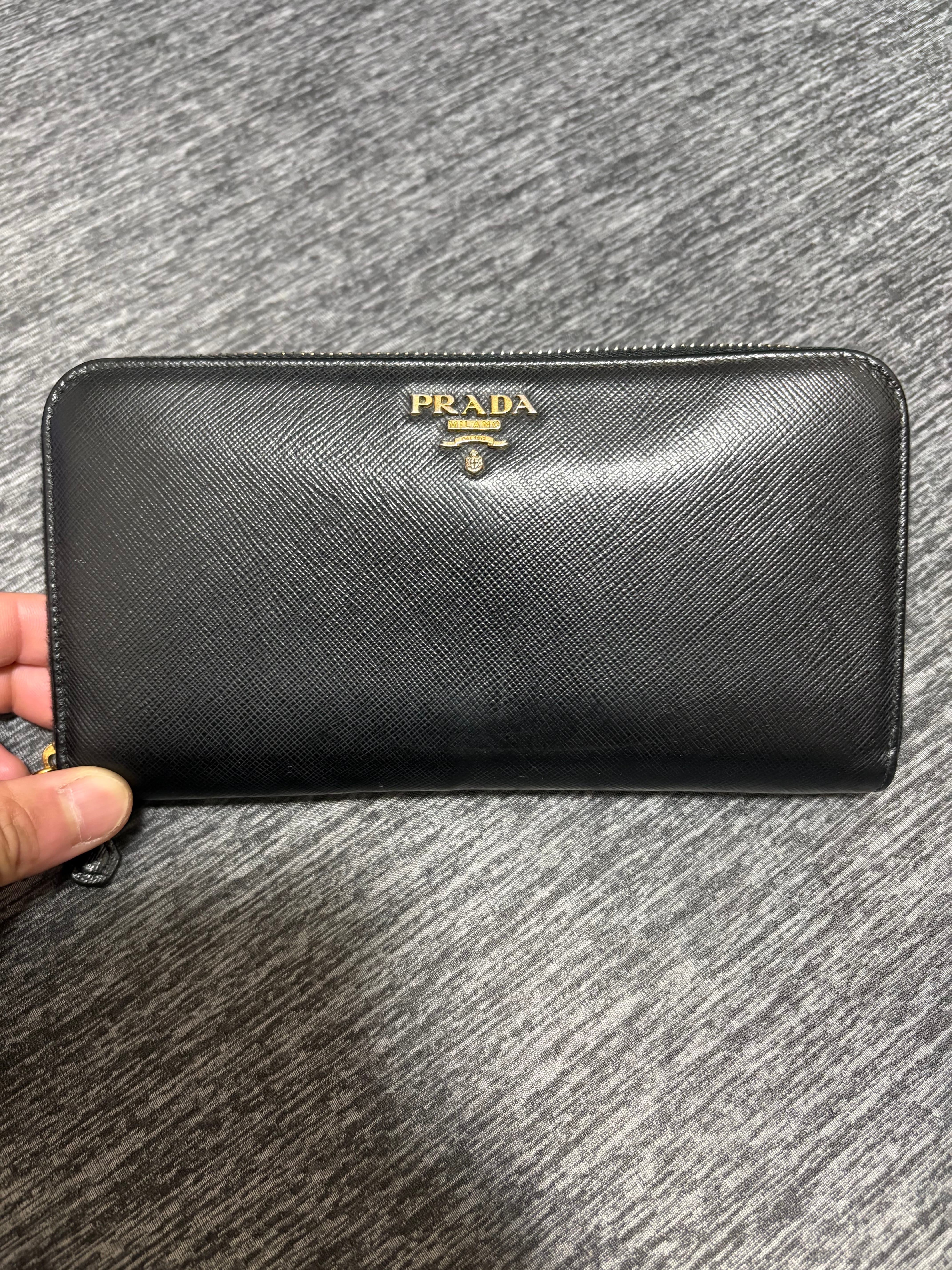 PRADA Large Saffiano Leather Wallet "Black"