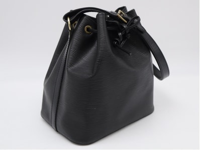 LOUIS VUITTON ルイ・ヴィトン エピ プチノエ ノワール M59012 ショルダーバッグ ブラック レザー レディース