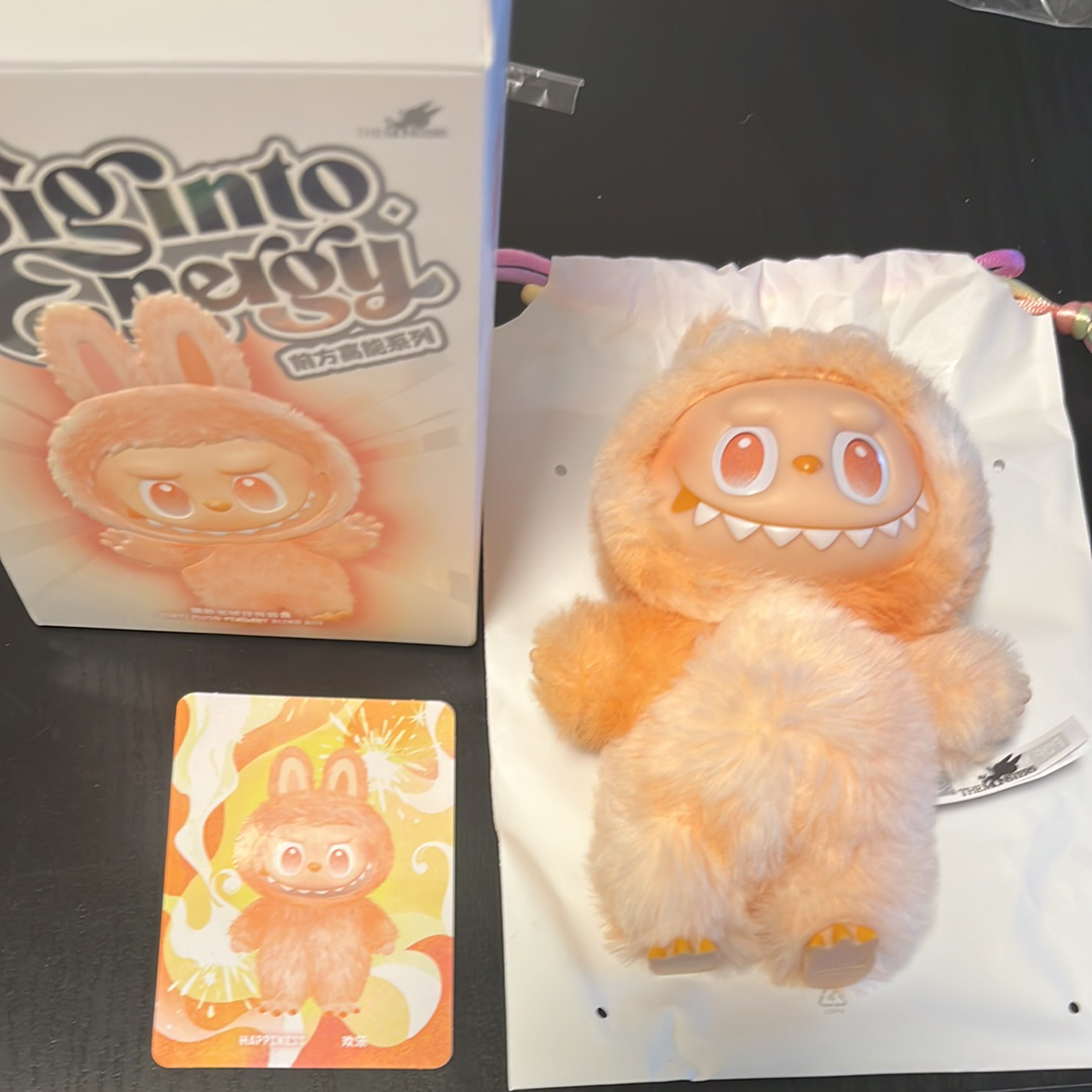 POP MART THE MONSTERS (LABUBU) Big into Energy Series Plush Pendant HAPPINESS