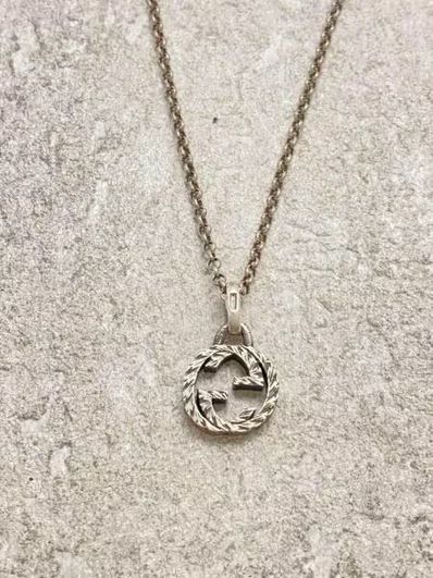 GUCCI Interlocking G Pendant Necklace