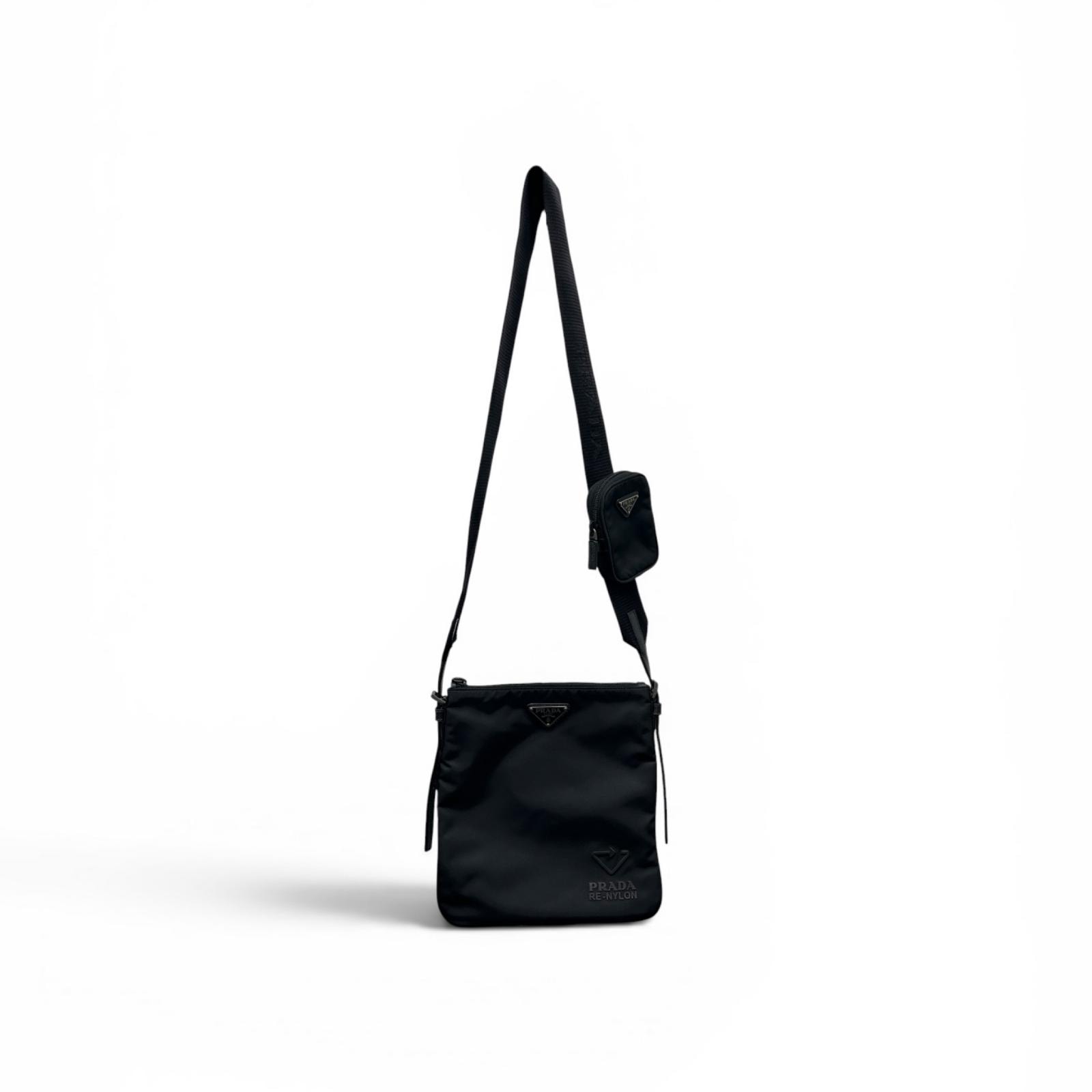PRADA 希少 美品 プラダ TESSUTO RE-NYLO Re-Nylon リナイロン レザー ショルダーバッグ 2VH124 ICチップ確認済 トライアングルロゴ ロゴプレート 三角プレート ABランク 鑑定済 中古 プラダバッグ