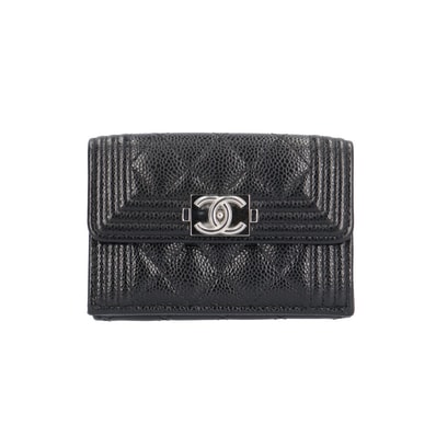 シャネル スモール フラップ ウォレット ボーイシャネル 三つ折り財布 キャビアスキン A84432 レディース CHANEL 中古