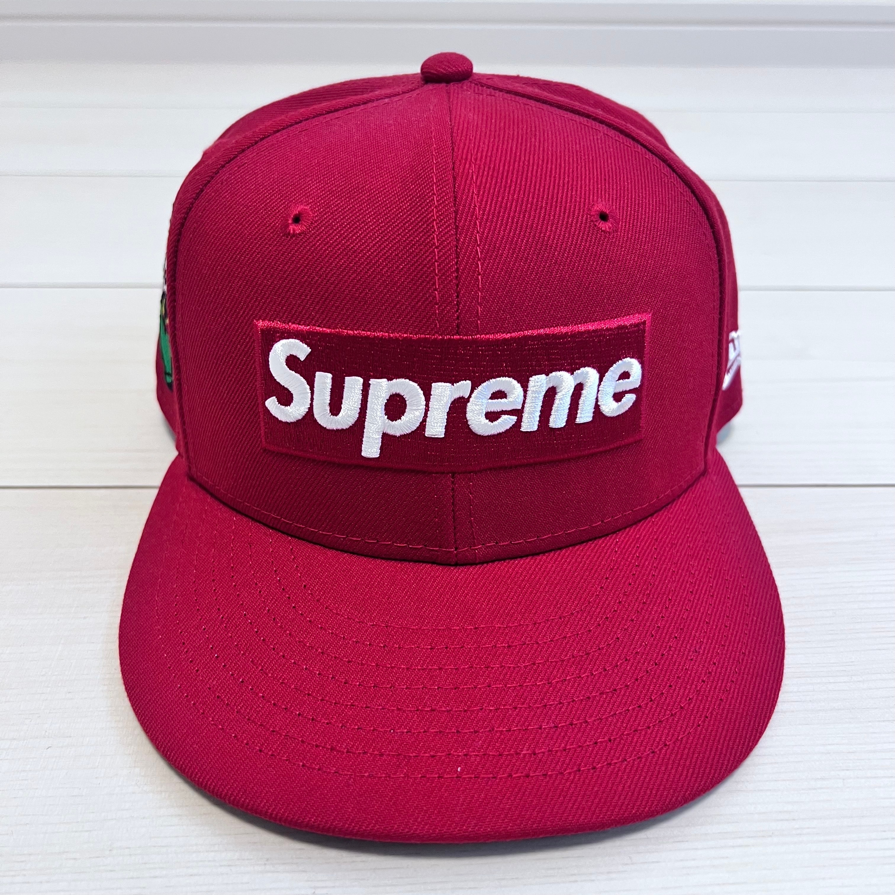 Supreme Grinch Box Logo New Era "Red"