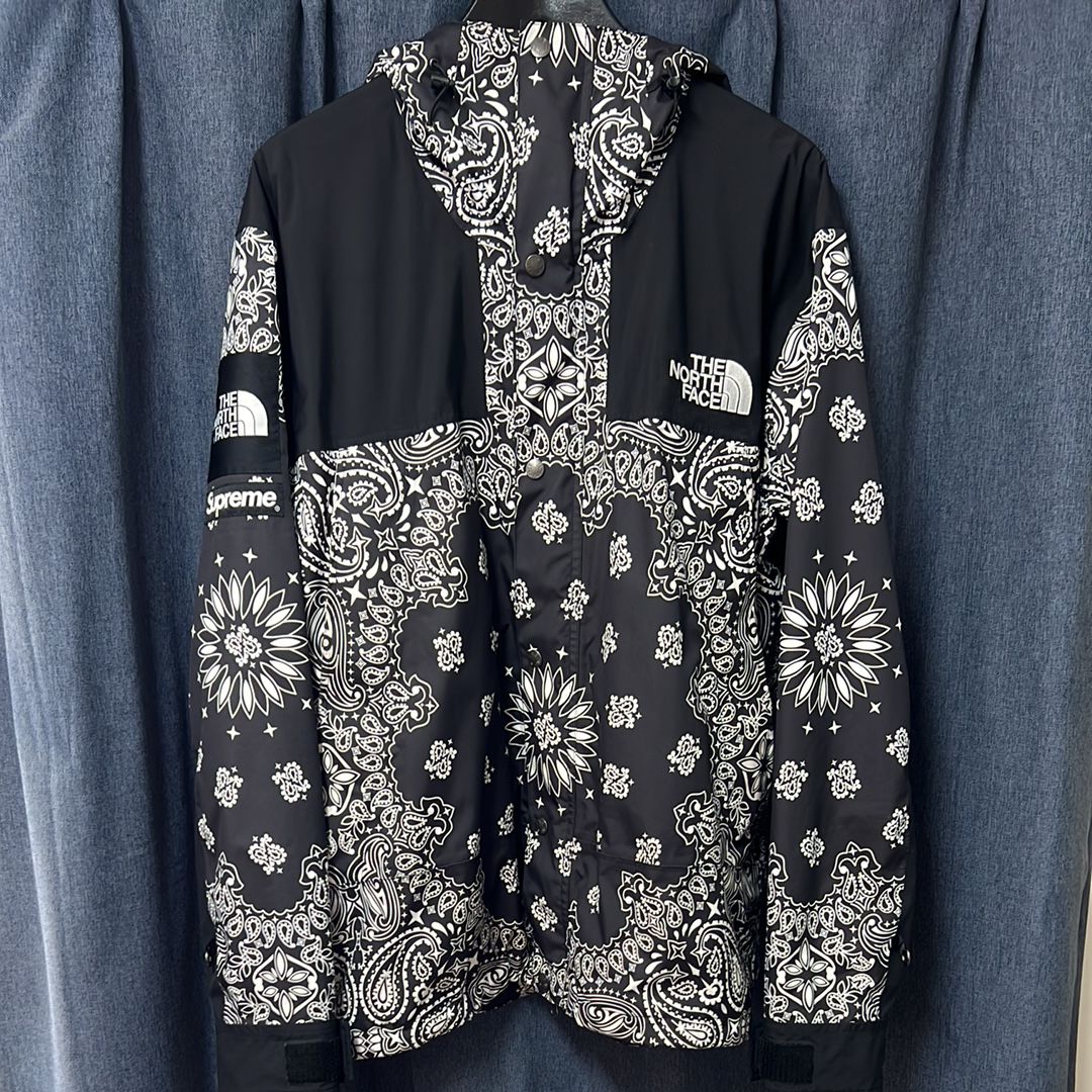 Supreme The North Face Bandana Mountain Parka "Black"