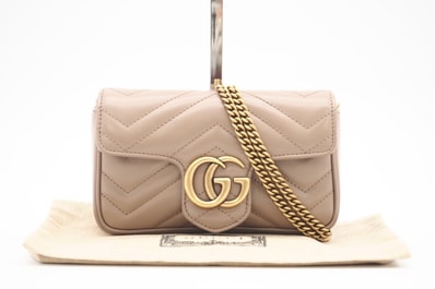 美品 GUCCI グッチ GGマーモント レザー キルティング スーパーミニバッグ 476433 ショルダーバッグ ベージュ レザー レディース