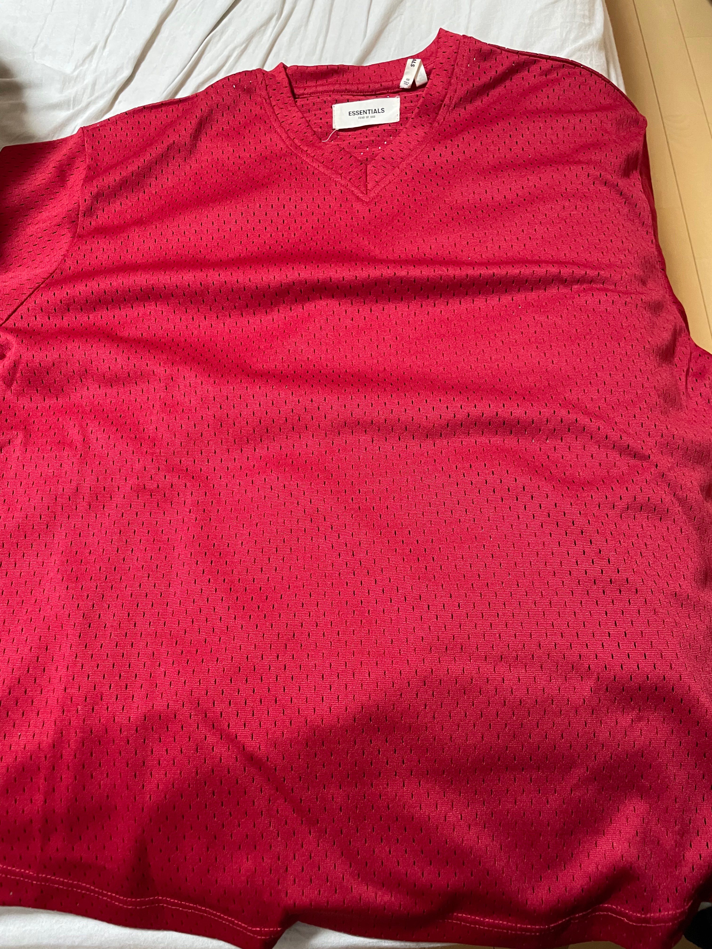 FEAR OF GOD Essentials Boxy Graphic T-Shirt "Red"