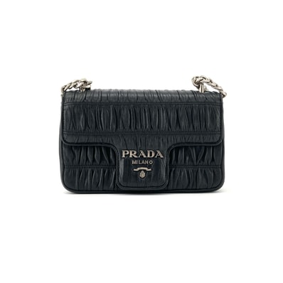 PRADA(プラダ) ナッパーゴーフル チェーンストラップ ショルダーバッグ ブラック