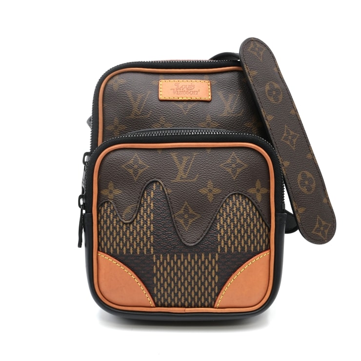 LOUIS VUITTON(ルイヴィトン)NIGOコラボ ダミエ・ジャイアント モノグラム アマゾン・スリングバッグ ショルダーバッグ ボディバッグ ブラウン レザー キャンバス ブラック金具 メンズ レディース ユニセックス【中古】