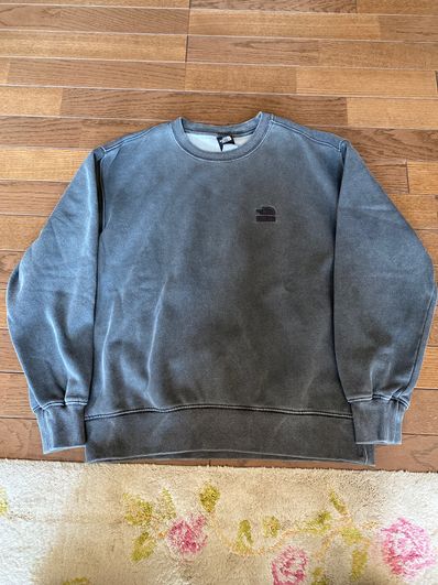 Supreme x The North Face Pigment Printed Crewneck "Black"