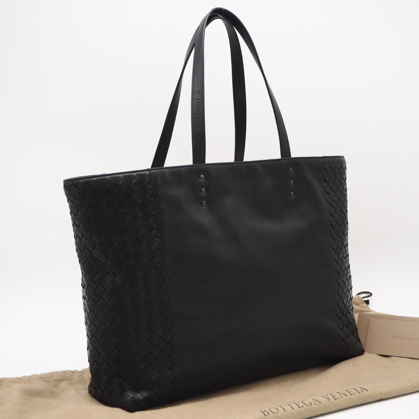 美品 BOTTEGAVENETA ボッテガヴェネタ イントレチャート小 レザー トートバッグ 386812 ハンドバッグ ブラック レザー メンズ