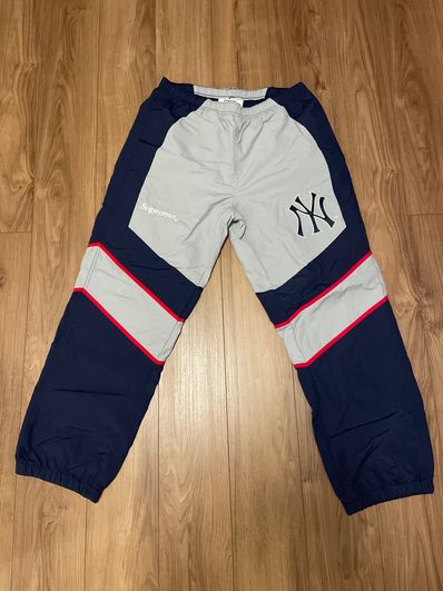Supreme New York YankeesTM Track Pant "Navy"
