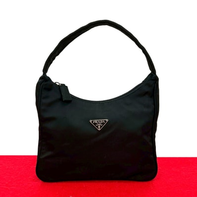 PRADA プラダ 三角ロゴ 金具 ナイロン ハンドバッグ ブラック
01574