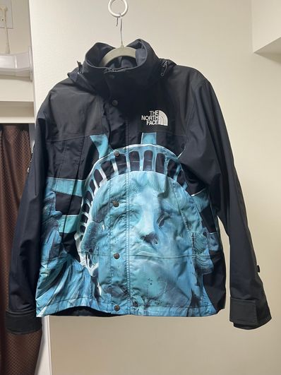 Supreme x The North Face Statue of Liberty Mountain Jacket "Black"