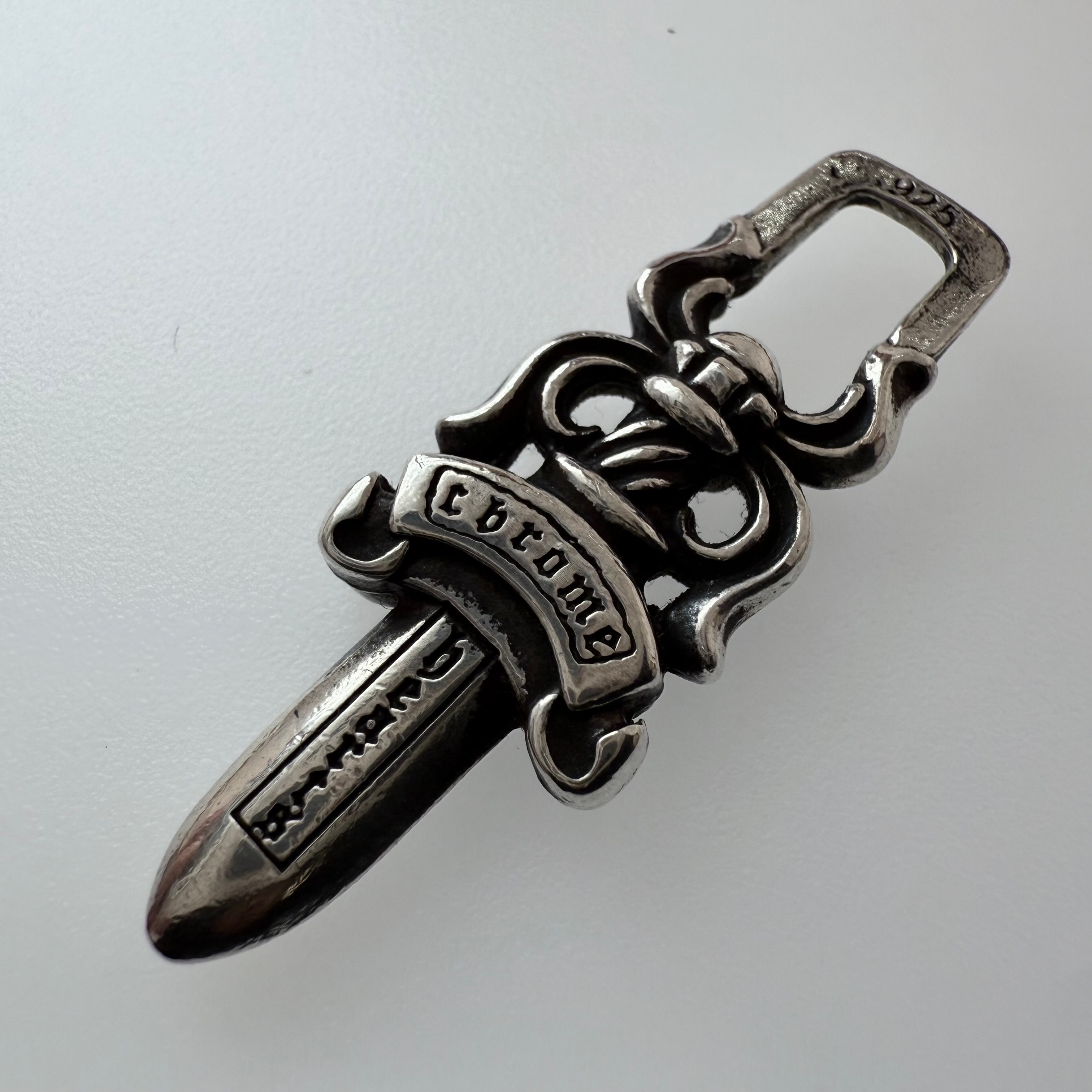 Chrome Hearts #5 Dagger Charm Zip 1 "Silver"
