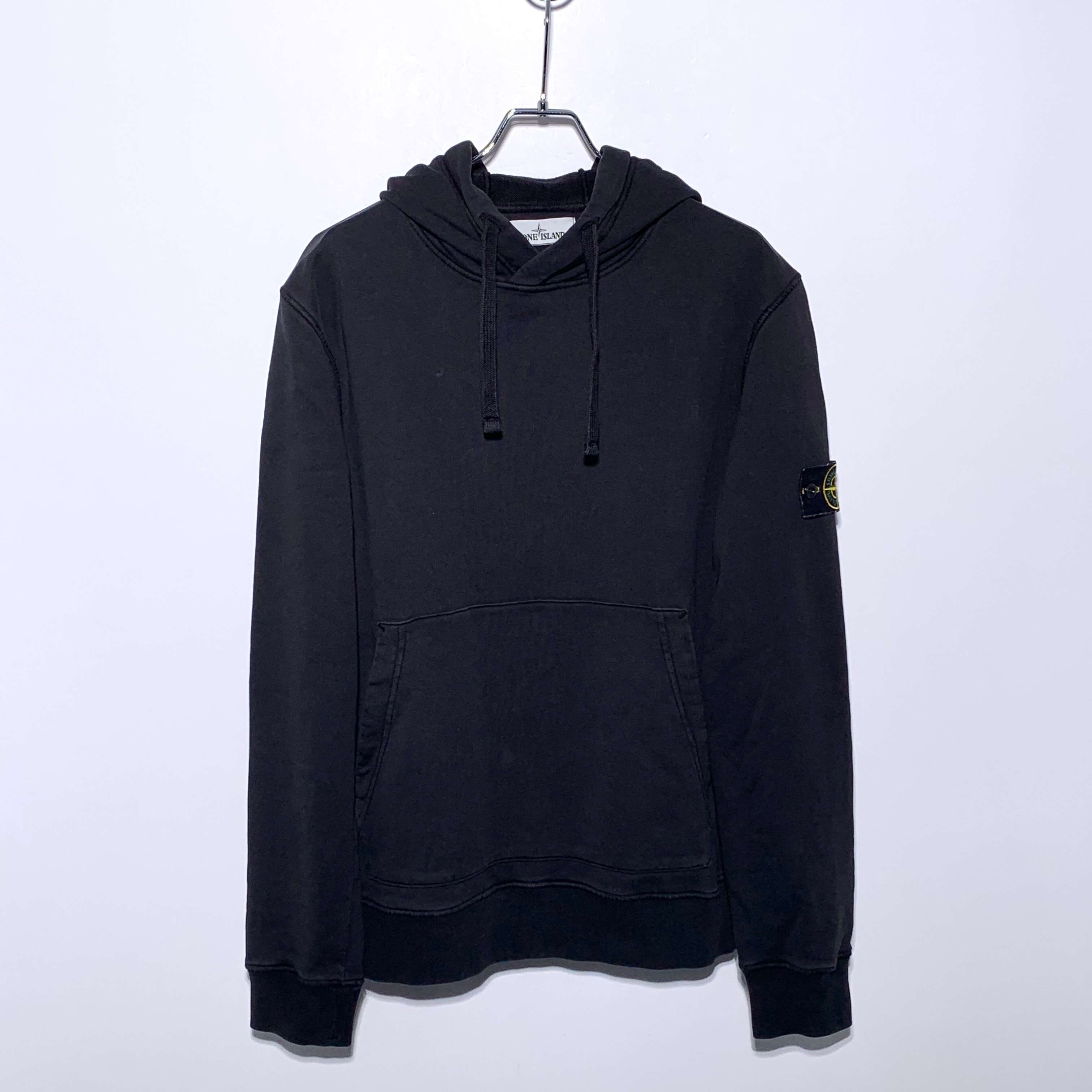 Stone Island Wappen Patch Hooded Sweatshirt "Black"