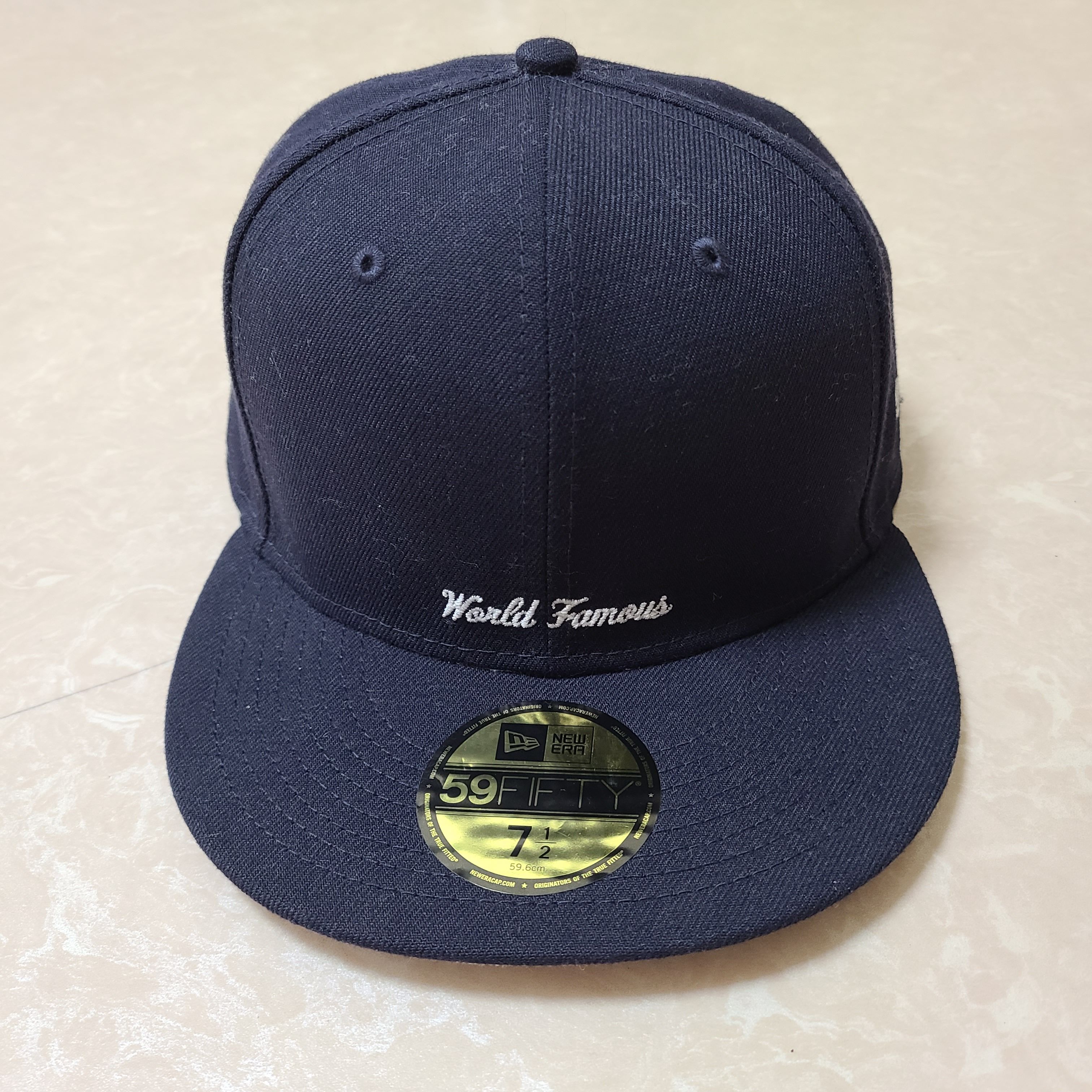 Supreme Reverse Box Logo New Era® "Navy"