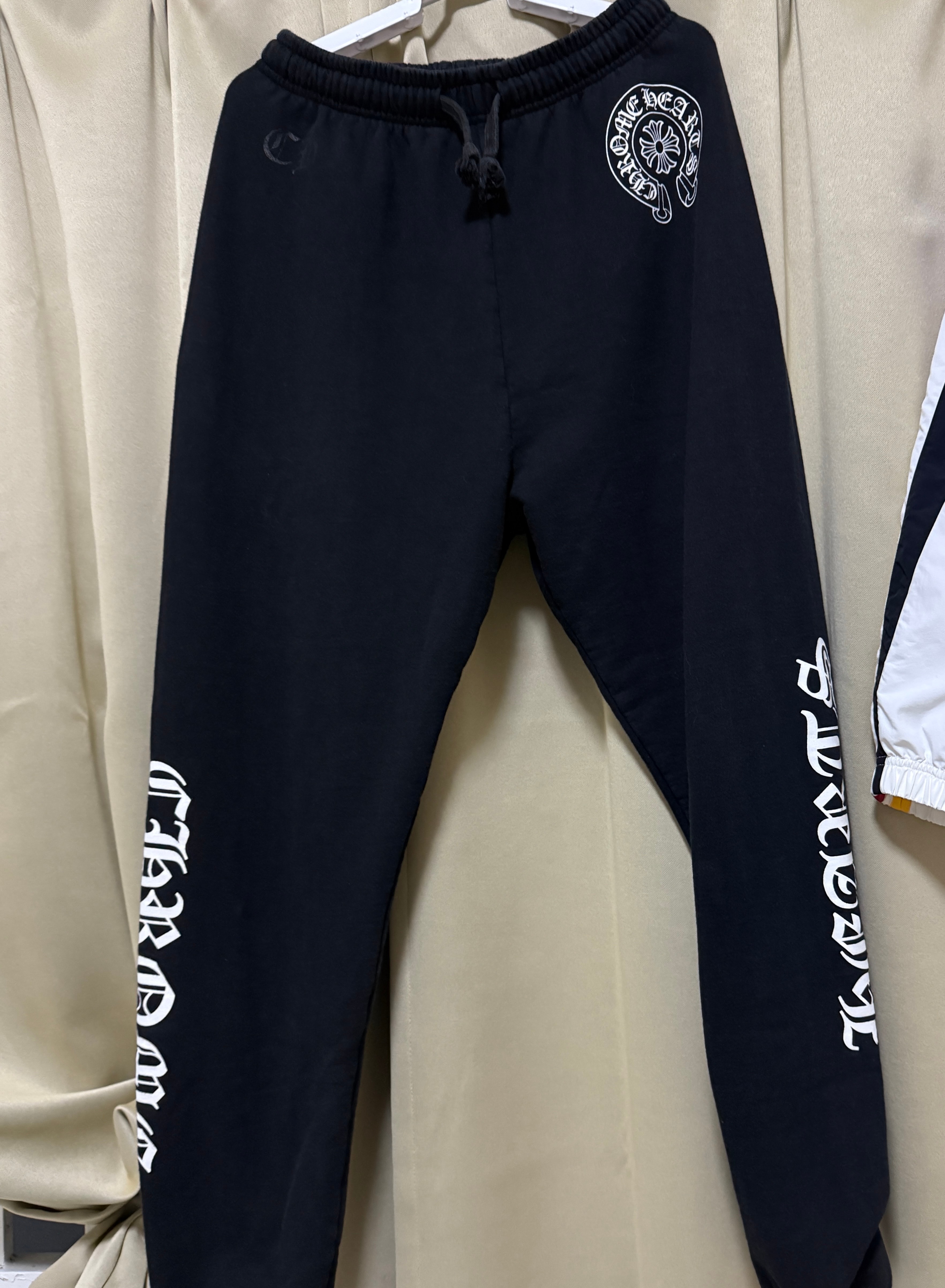 クロム ハーツ ホース シュー ロゴ スウェットパンツ "ブラック"