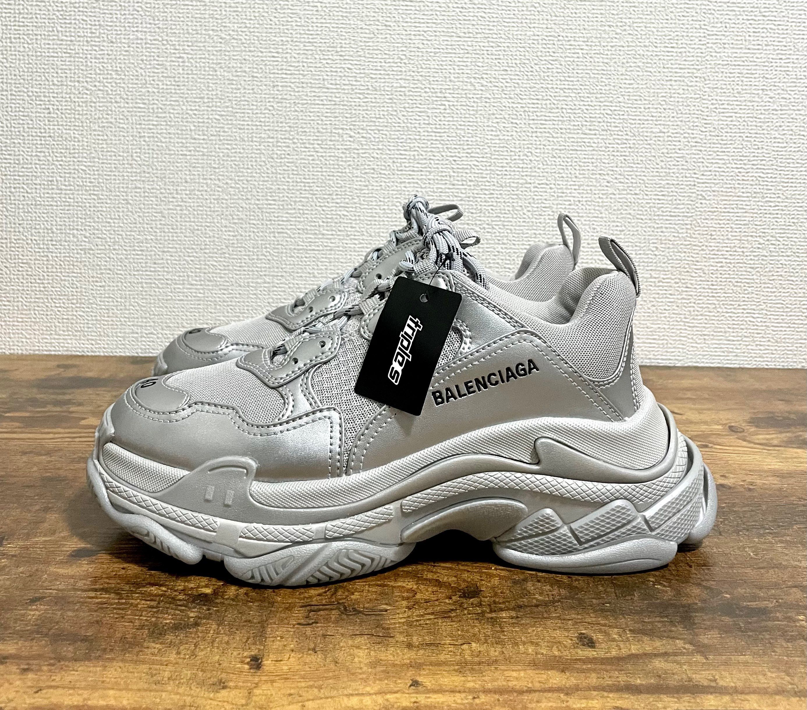 【新品】Balenciaga(バレンシアガ)  TRIPLE S スニーカー
