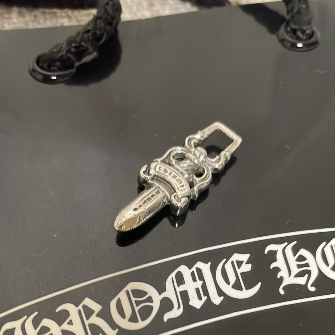 クロムハーツ # 5 ダガーチャーム ジップ1 "シルバー"