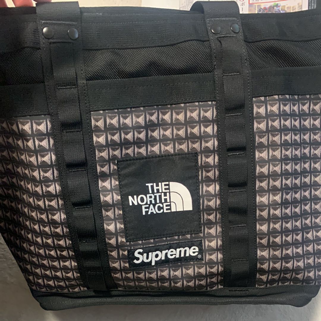 Supreme x The North Face Studded Explore Utility Tote. 17L. 