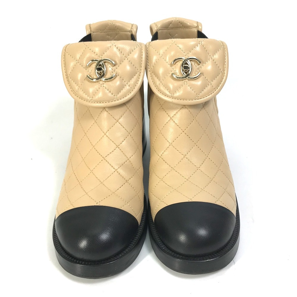 シャネル CHANEL ターンロック マトラッセ キルティング サイドゴア G45144 23B バイカラー 靴 シューズ バイカラー ショート アンクルブーツ ブーツ ラムスキン ベージュ 美品
