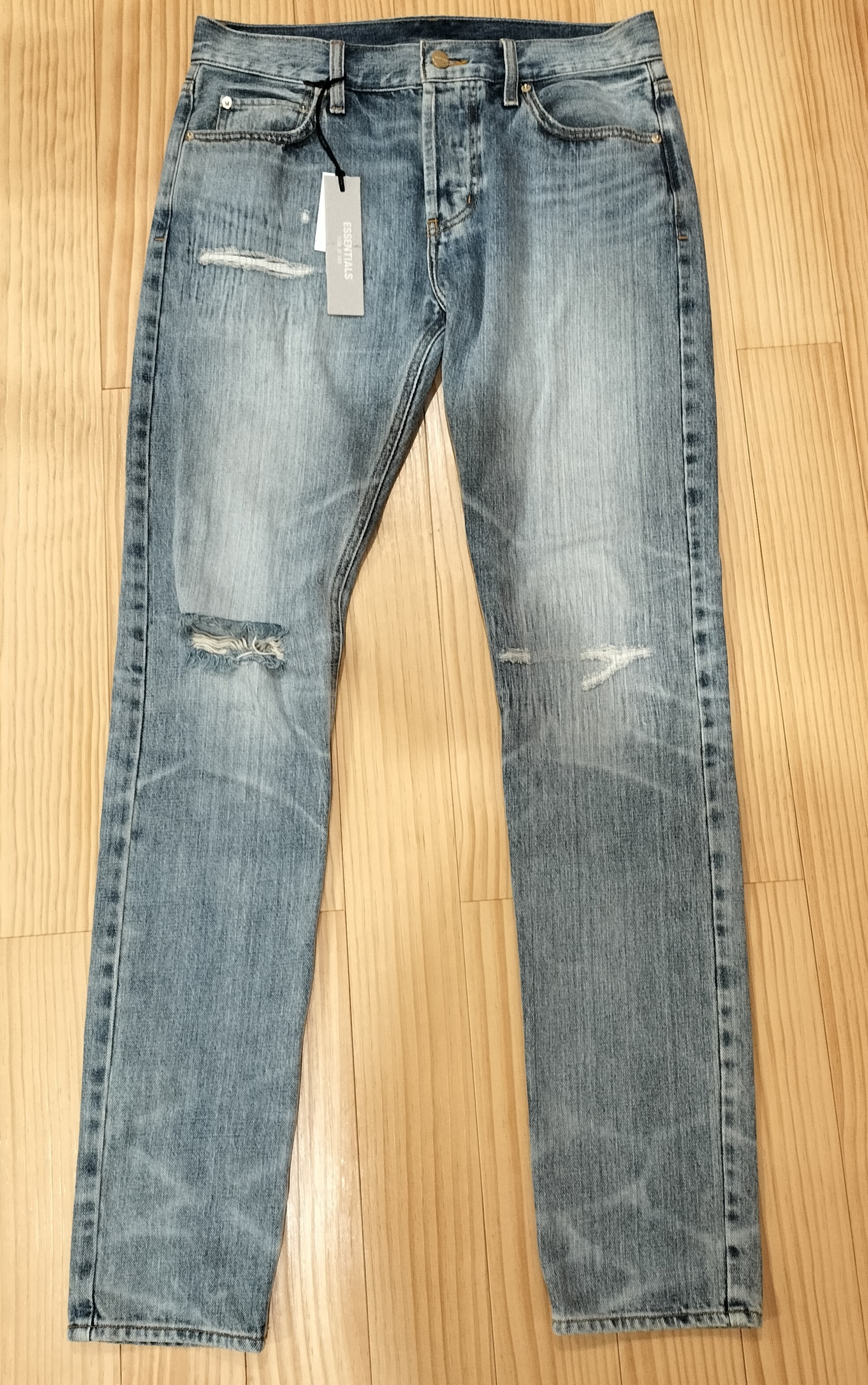 FEAR OF GOD ESSENTIALS Denim Jeans "Light Indigo"