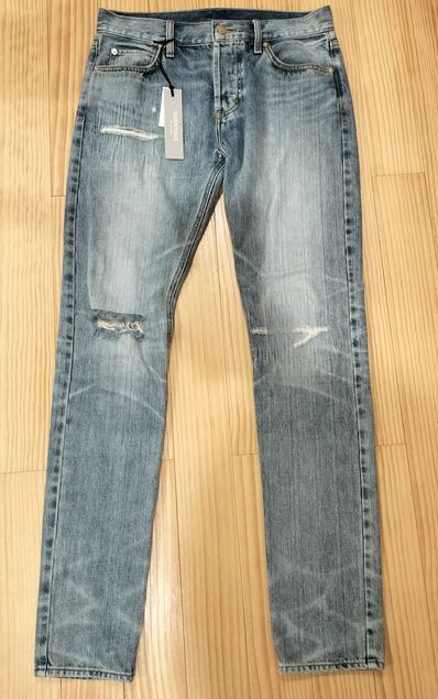 FEAR OF GOD ESSENTIALS Denim Jeans "Light Indigo"