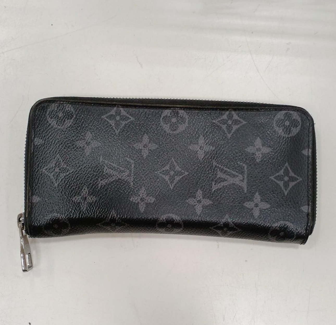 Louis Vuitton Zippy Wallet Vertical Monogram Eclipse