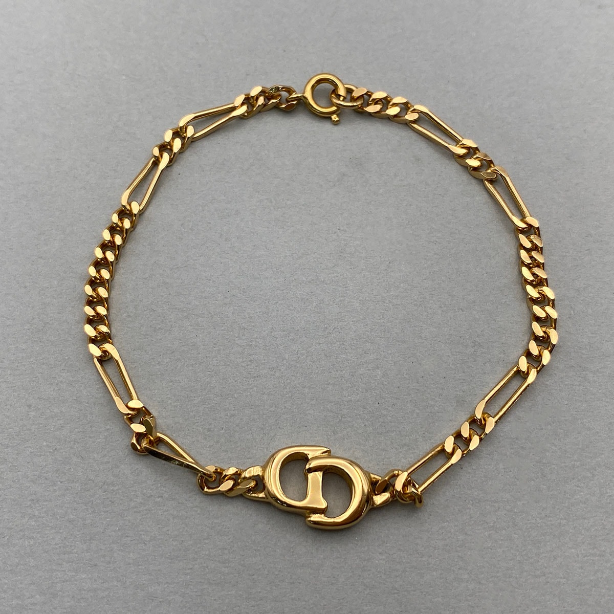 Christian Dior クリスチャンディオール ロゴ ブレスレット メタル ゴールド レディース【中古】