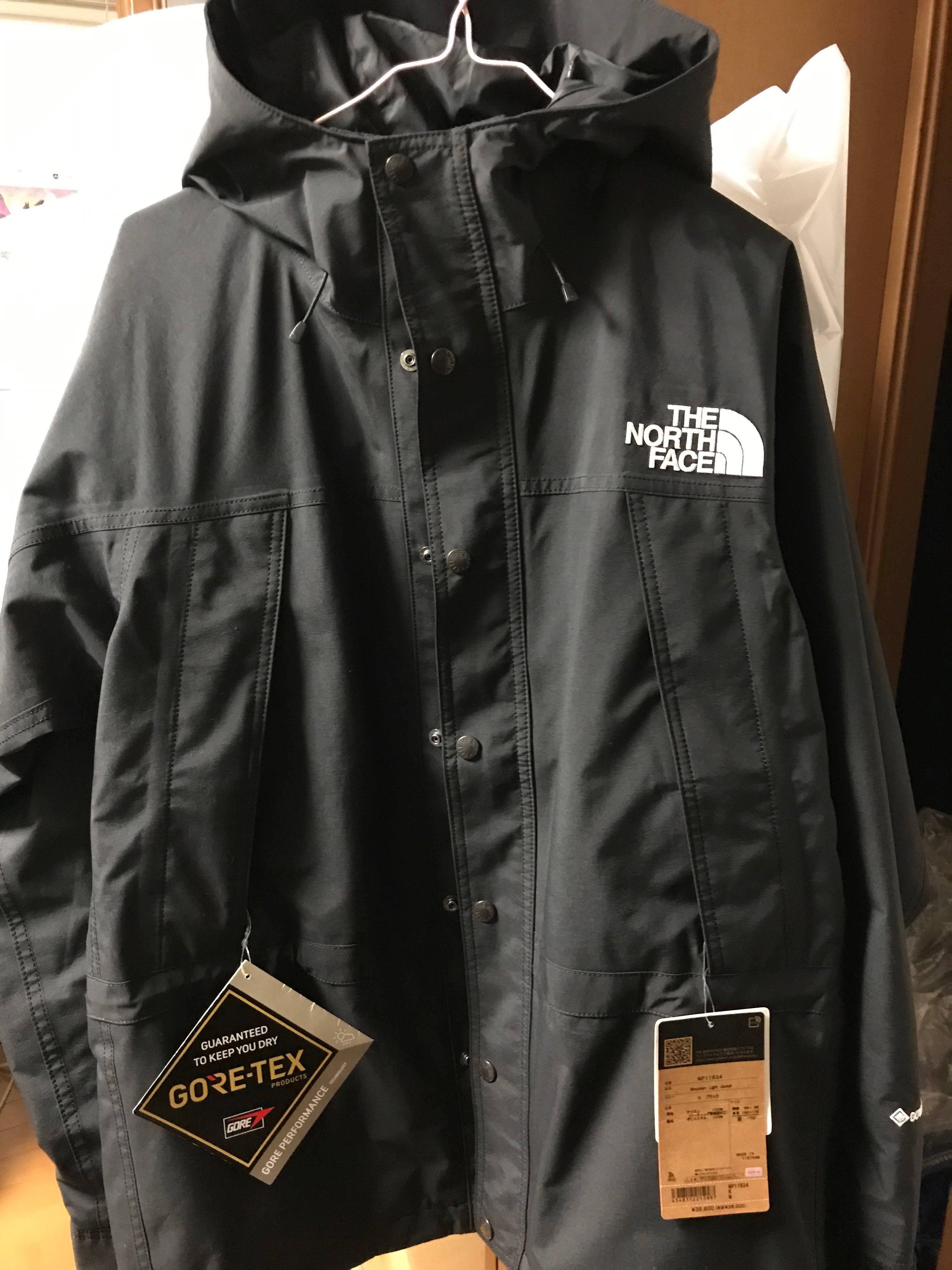 The North Face Mountain Light Jacket "Black"NP11834