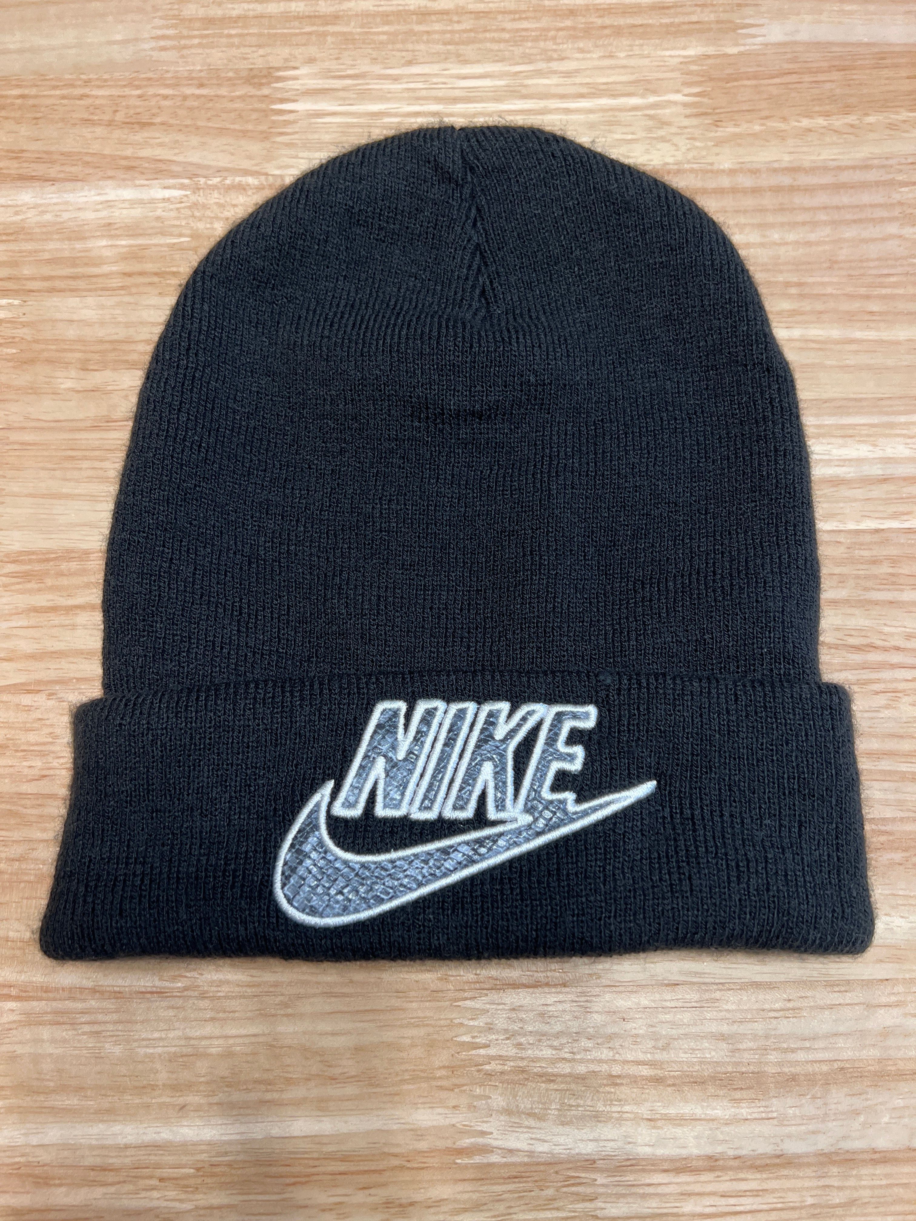 Supreme / Nike® Snakeskin Beanie "Black"