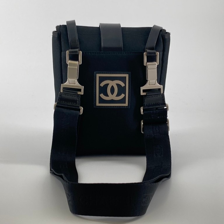 CHANEL(シャネル) スポーツライン 7番台 ショルダーバッグ ブラック