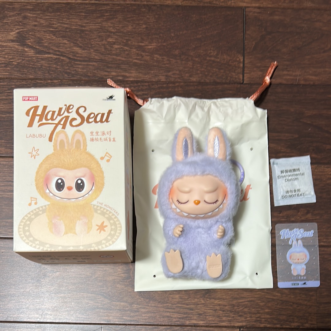 POP MART THE MONSTERS (LABUBU) Have a Seat Plush Series ZIZI