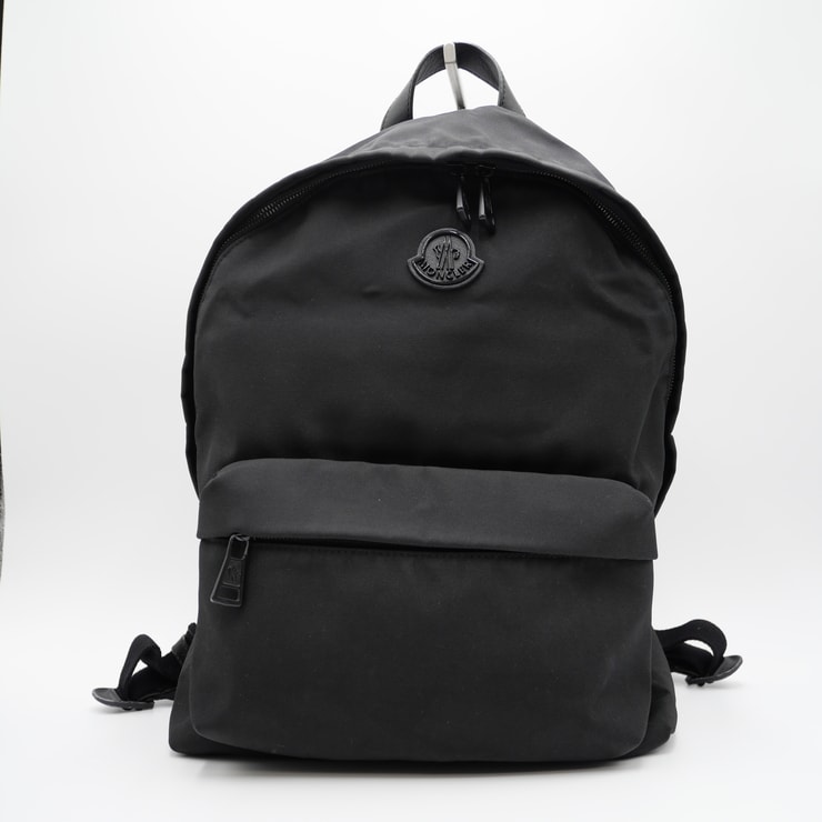 MONCLER(モンクレール)PIERRICK ピエリック バックパック リュックサック デイパック ブラック ナイロン レザー ロゴワッペン フロントポケット メンズ レディース ユニセックス I109A5A00006 M2388【中古】