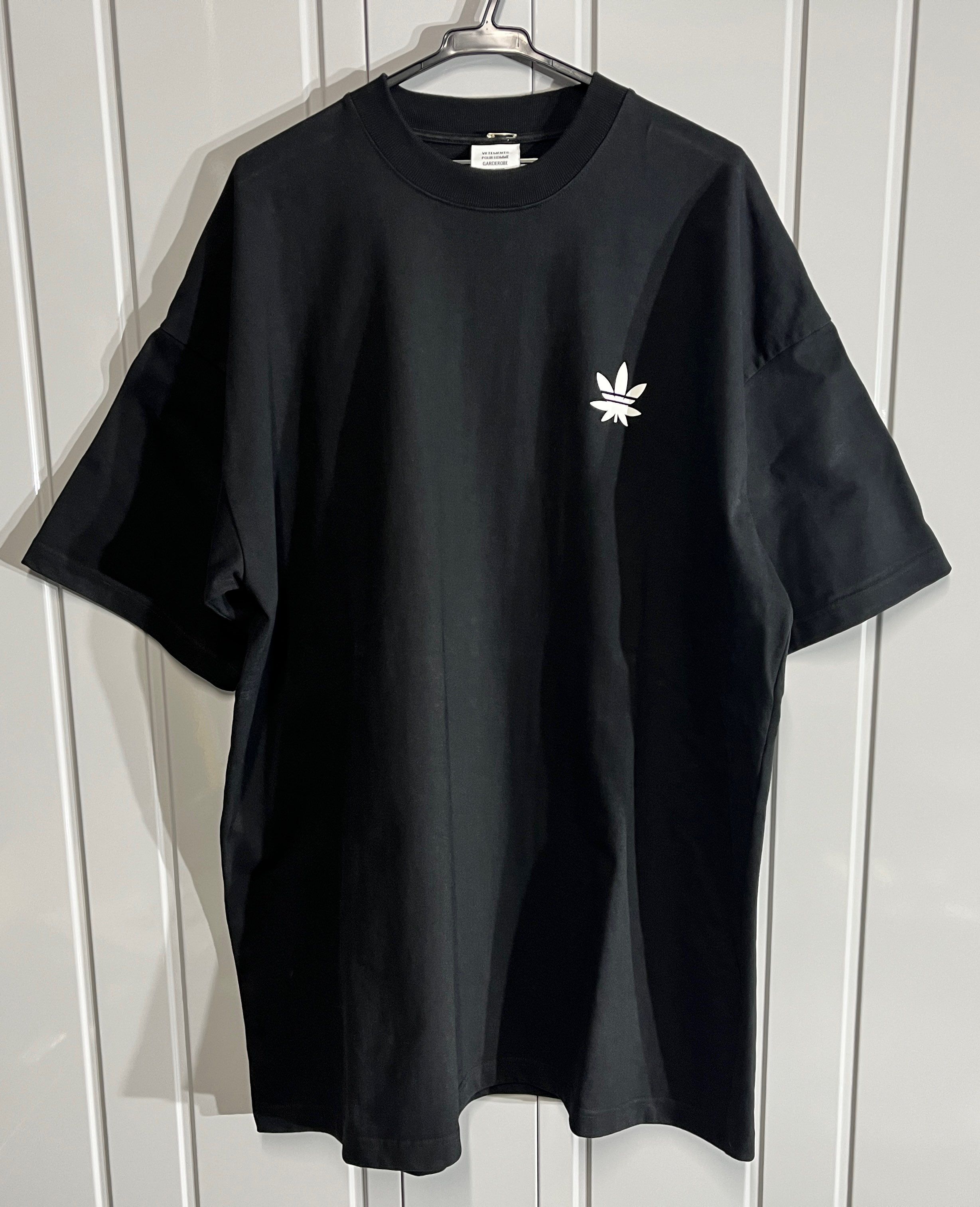 VETEMENTS 20SS バックロゴTシャツ