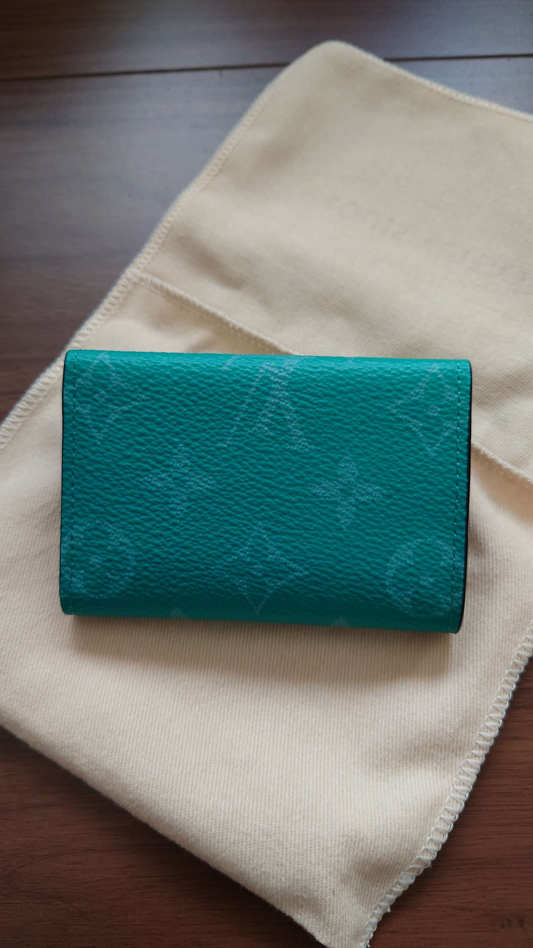 Louis Vuitton Compact Wallet Taigarama "Veil"