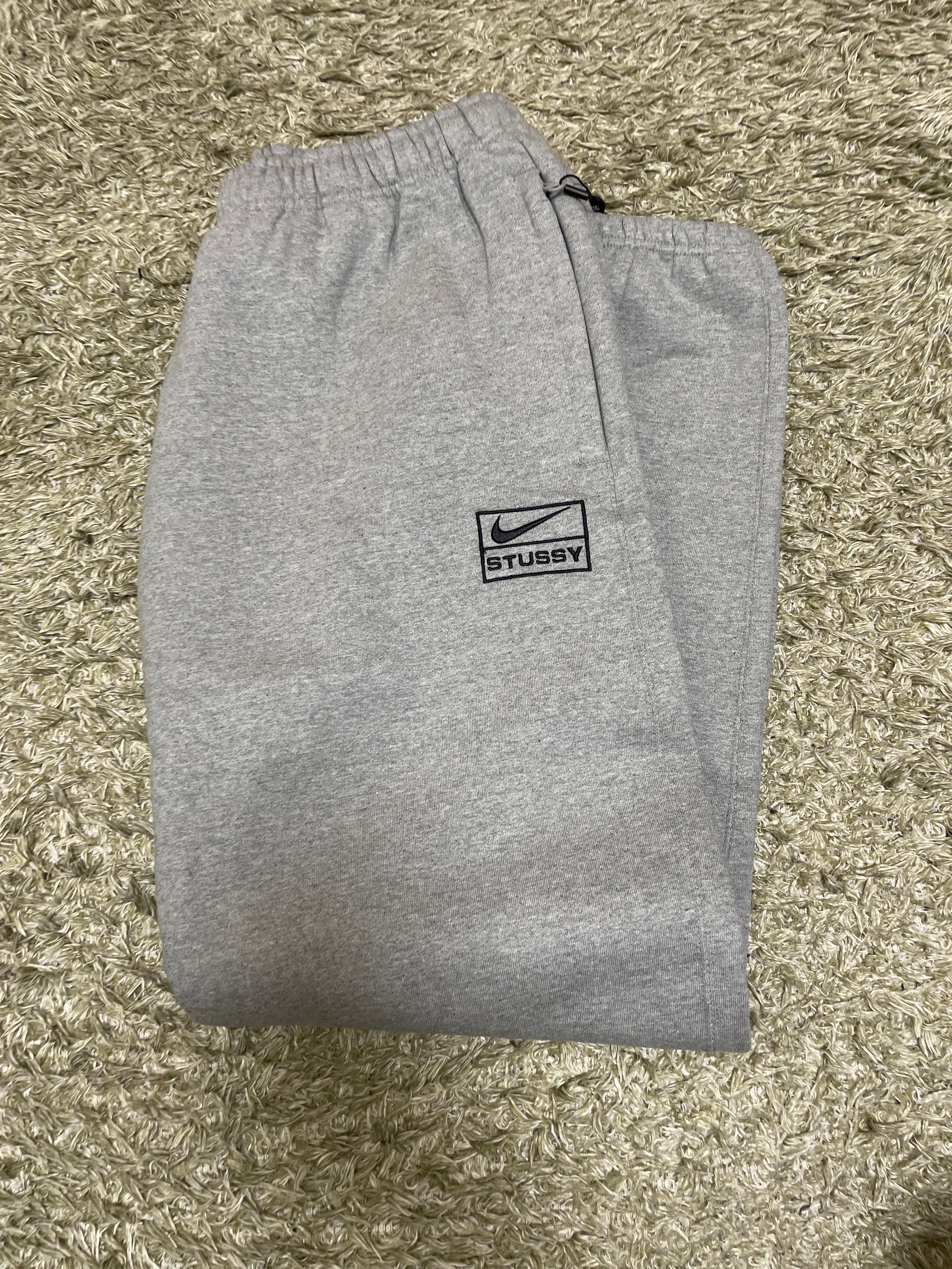 Stussy x Nike Fleece Pants (US Size) "Grey" DO9340-063