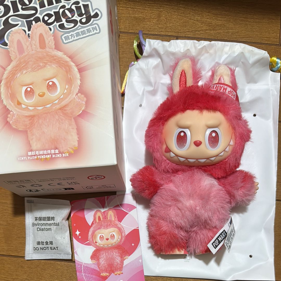 POP MART THE MONSTERS (LABUBU) Big into Energy Series Plush Pendant LOVE