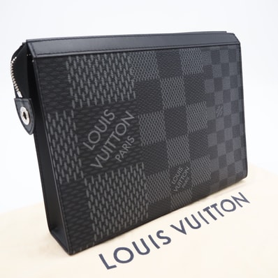 美品 LOUIS VUITTON ルイ・ヴィトン ダミエ グラフィット3D ポシェット ヴォワヤージュ MM N60444 クラッチバッグ ブラック グレー コーティングキャンバス レザー メンズ